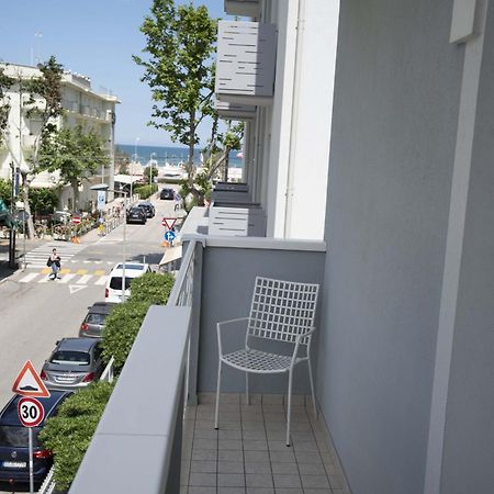 Hotel Odeon Rimini Esterno foto